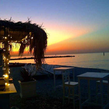 Villa Sant'Elena Morro d'Alba Екстер'єр фото