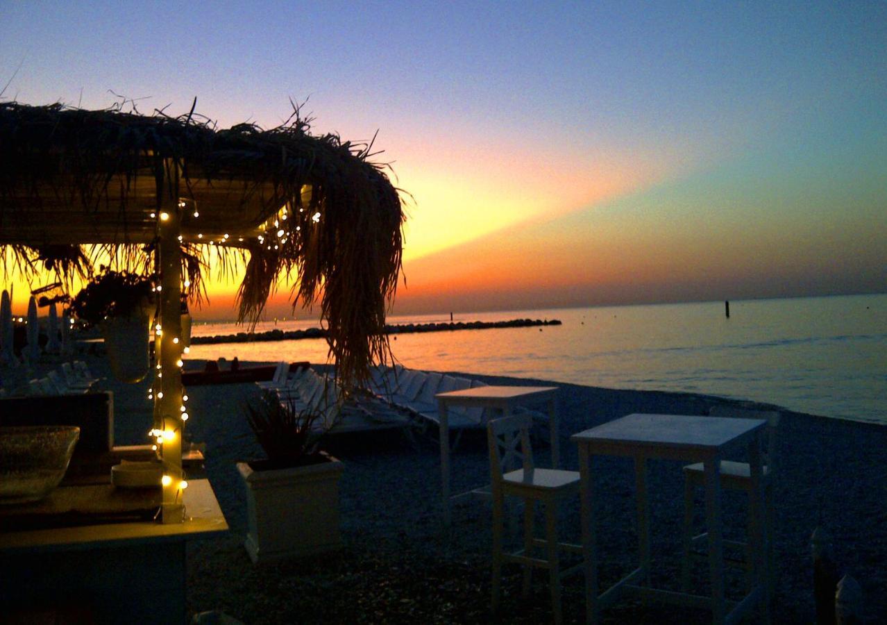 Villa Sant'Elena Morro d'Alba Екстер'єр фото